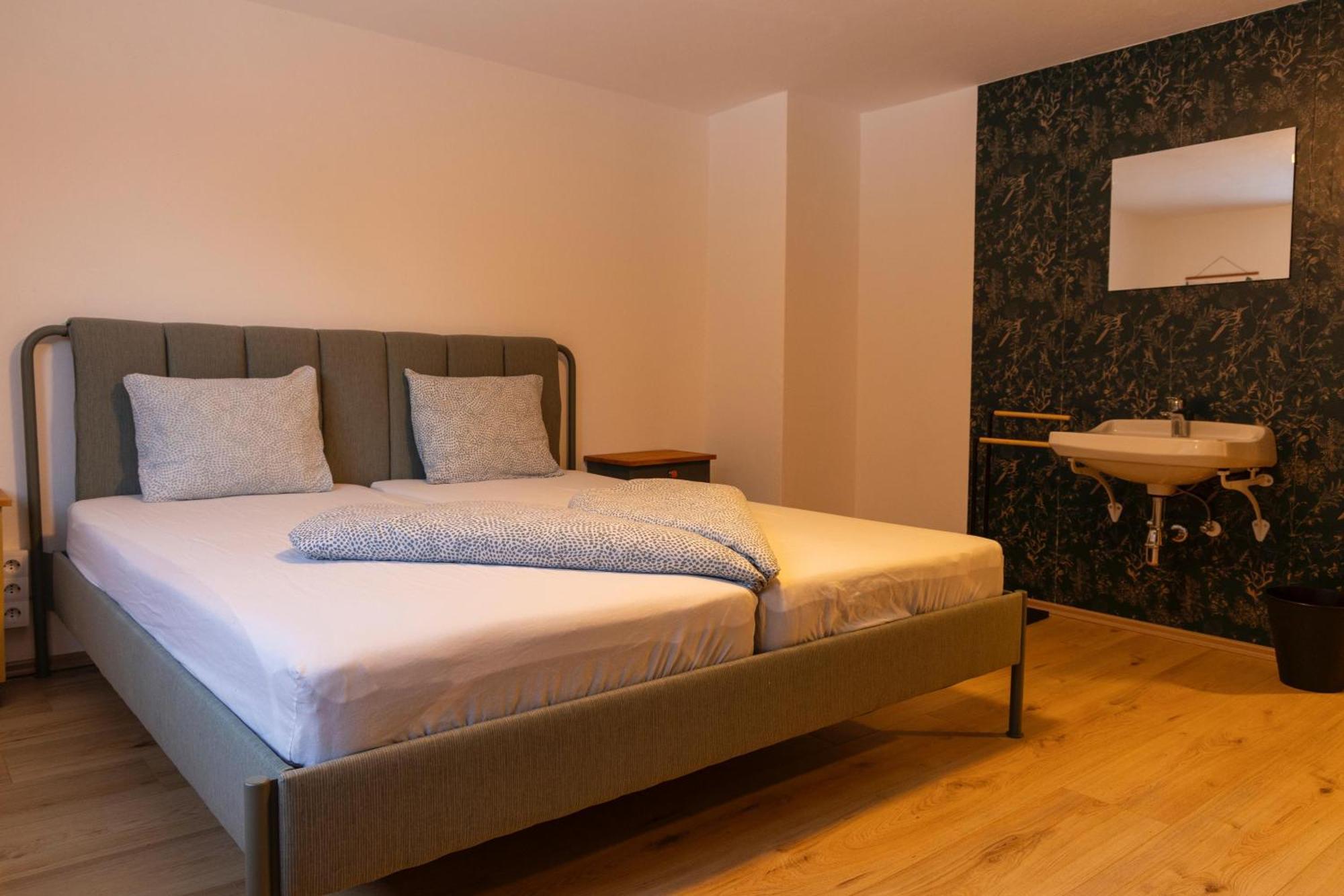 Backyard Mountain Hostel ไมย์อาโฮเฟิน ภายนอก รูปภาพ